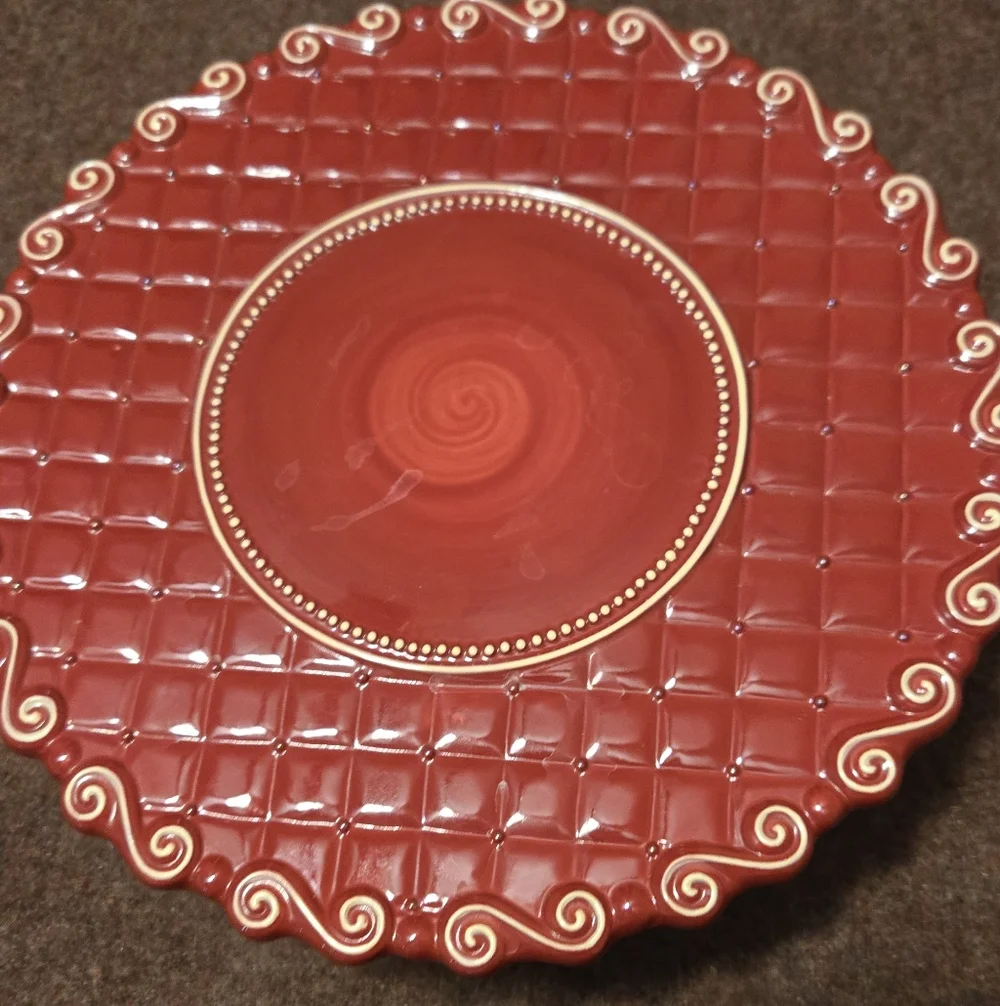 Russ Cake Stand In Red 4in Tall